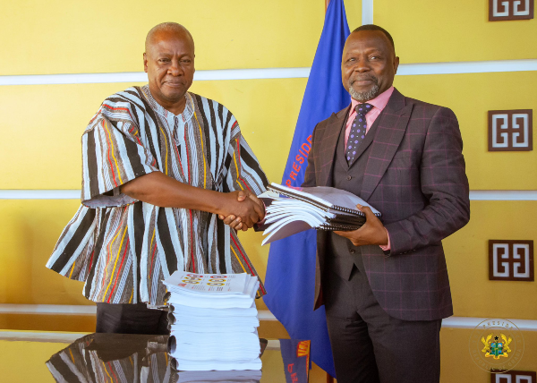President John Dramani Mahama instructs Attorney General Dominic Ayine to commence investigations into the findings of the ORAL committee, February 2025. Pic: @JDMahama